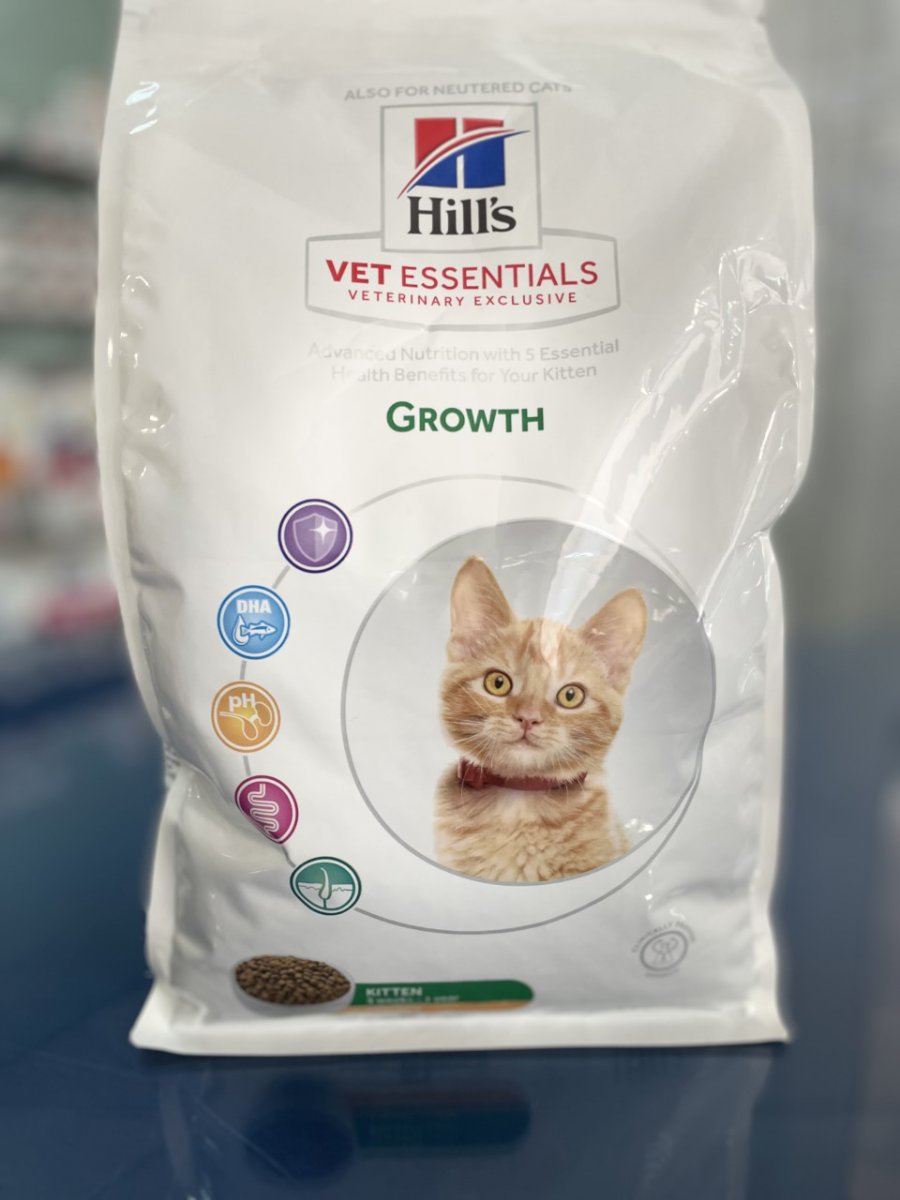 Reciba un paquete GRATIS de HILLS con la vacunación de su gatito. 